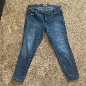 Loft Plus modern skinny jeans. Size 16. Good condition.